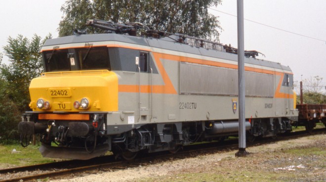 BB 22402 TU-1.jpg