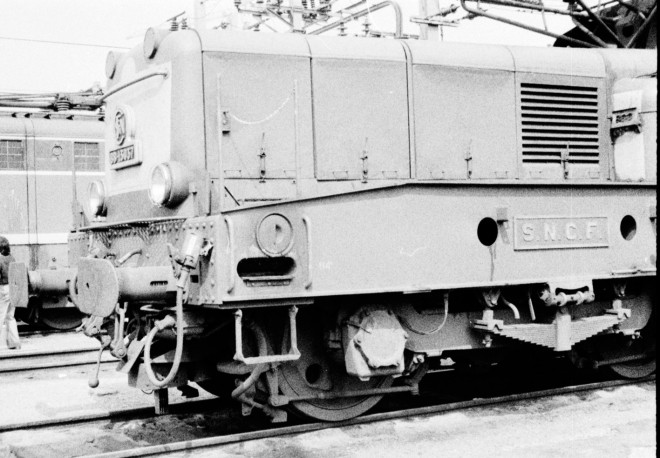 25 - BB 13037 à PLV (détail).jpg
