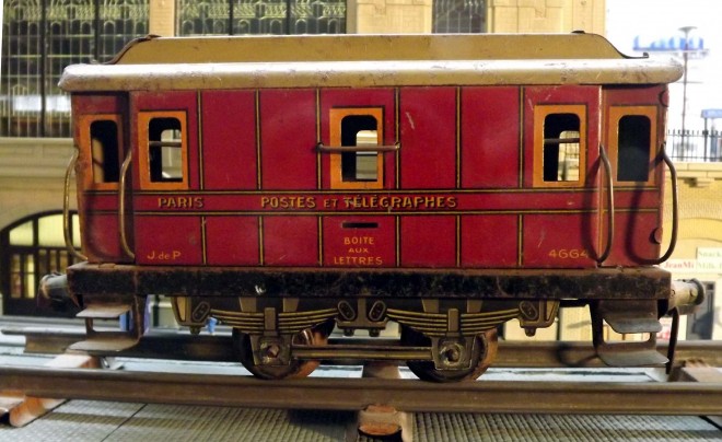 Voiture postale 001.jpg