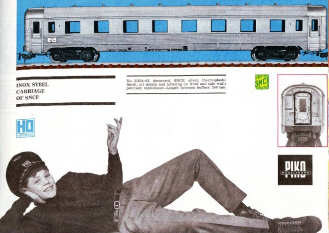 Piko voiture inox SNCF.JPG