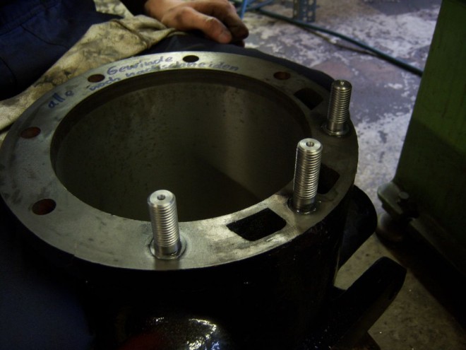 s100_8304.jpg