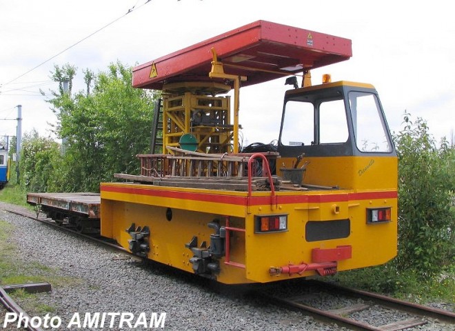 DECAUVILLE loco.JPG