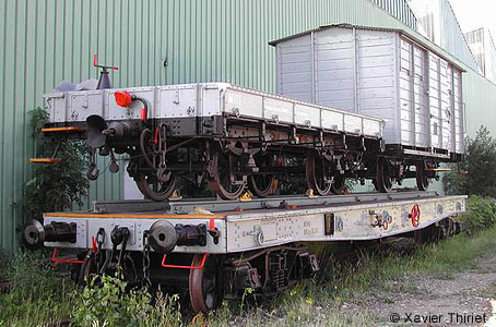 wagon-tp-plat-porte-char-rr-zy-16241 MULHOUSE.jpg