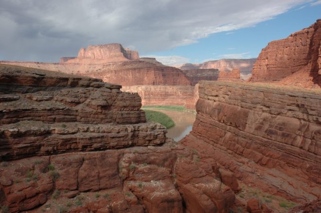 2006-0218 canyonland_1.jpg