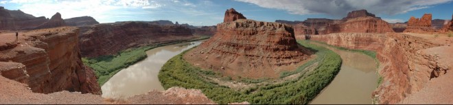 2006-0228B-canyonland a autocyldef_1.jpg