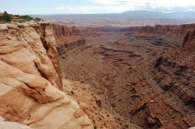 2006-0254 canyonland_1.jpg