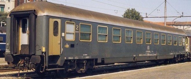 uic-x-ardesia6.jpg