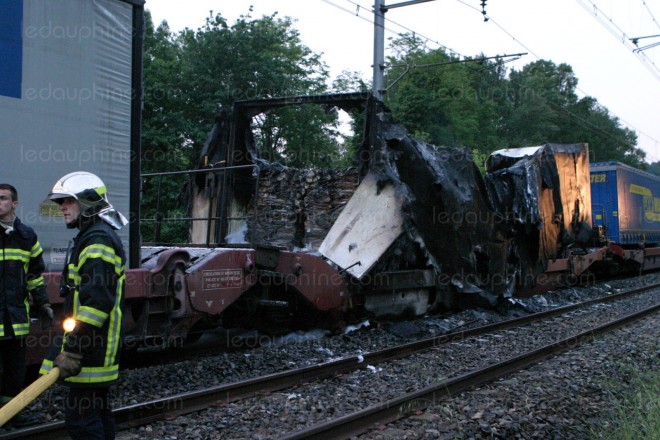 le-wagon-devrait-etre-retire-dans-la-matinee-photo-dl-pierre-cretier.jpg