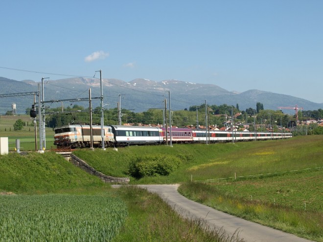 Train 29724 (Brig) - GE - Lourdes BB 22345 Satigny 18.05.2014.JPG