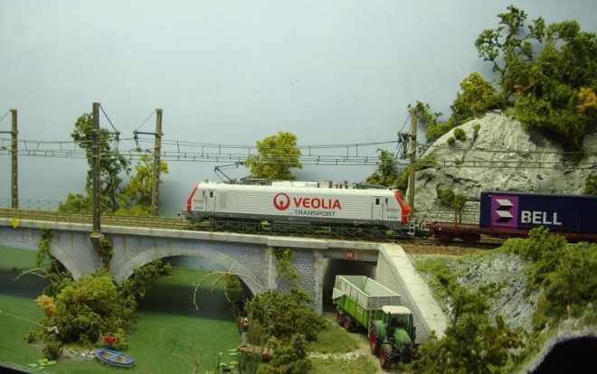 RMC71 - train Veolia.jpg