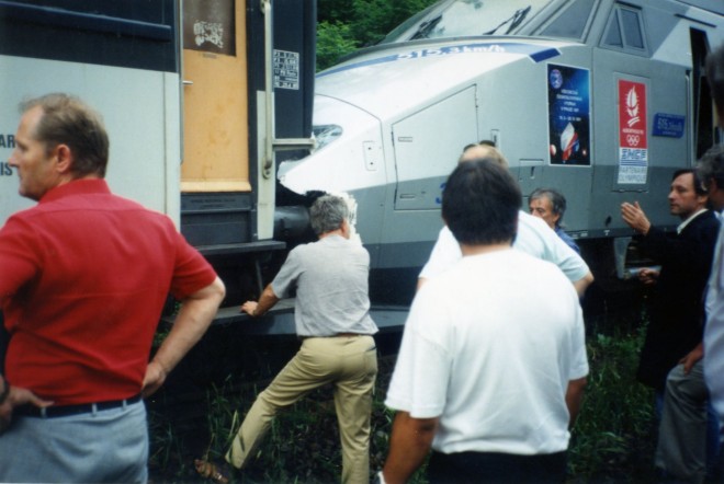 img006.jpg