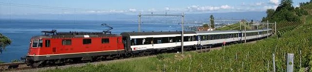 Grandvaux, 28.05.11 Re 44 II Pèlerin Lourdes - Genève - Lausanne - Fribourg - Bern - Bienne - Delémont.jpg