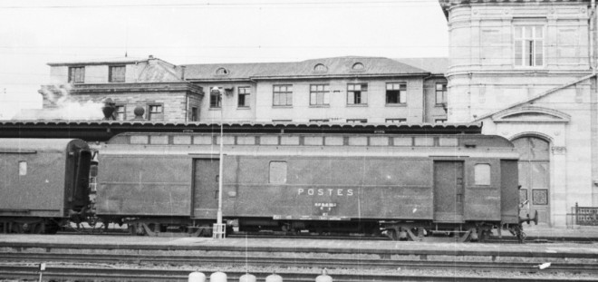 16 - Voiture Postale PA courte.jpg