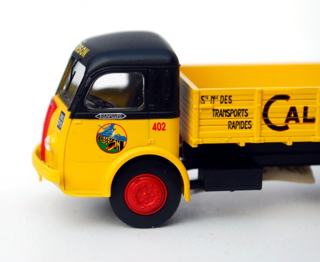 RO-002_panhard-Calberson-8w.jpg