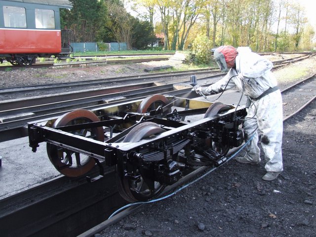 8.11.08 peinture bogie somme.jpg