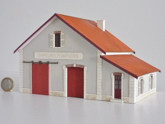 87VIL301 centre secours (800x599).jpg