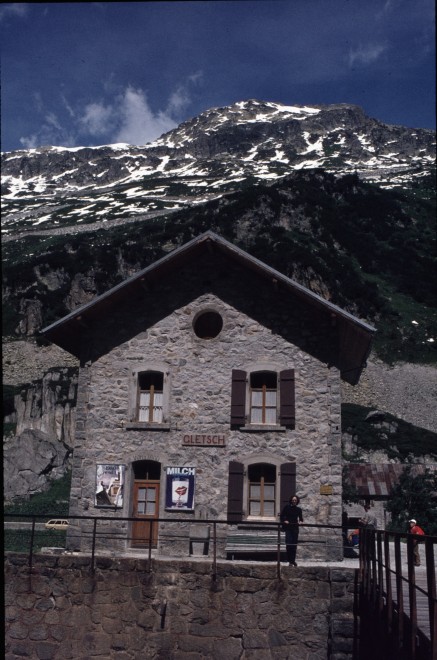 A06 - Gare de Gletsch.jpg