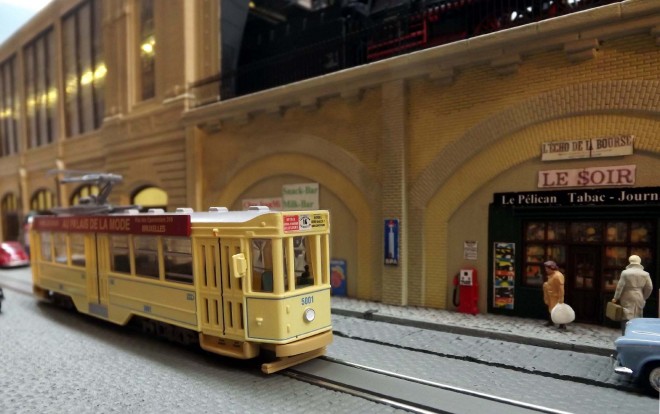 Tram 16 001.jpg