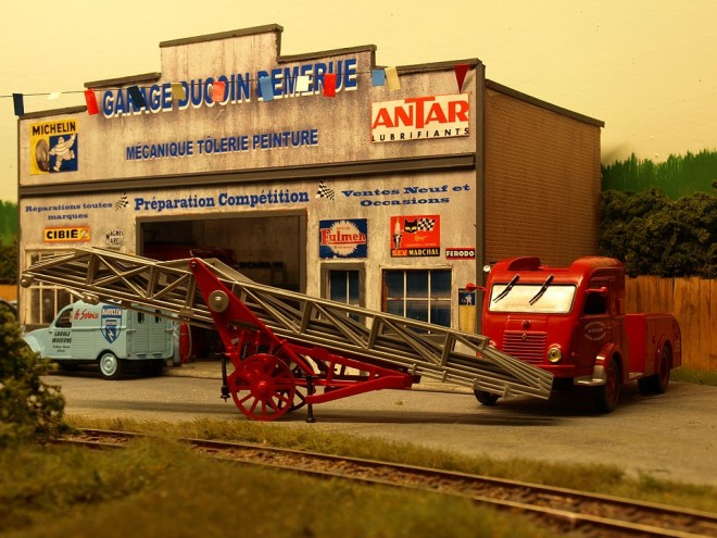 Véhicules secours 007.JPG