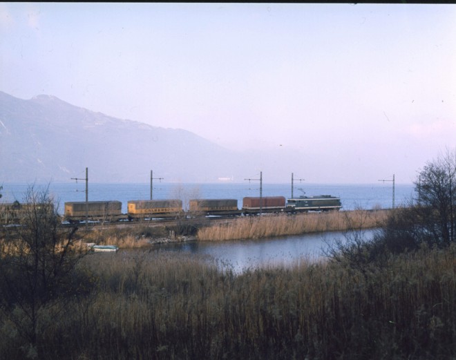 Train 9.jpg