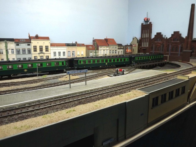 Voitures I2 SNCB deux tons 001.jpg