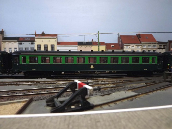 Voitures I2 SNCB deux tons 002.jpg