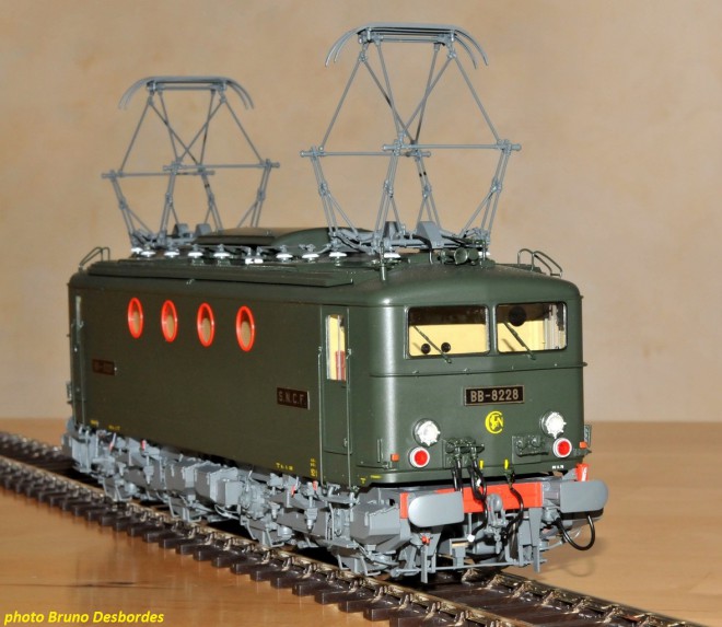 BB 8228 (3).jpg