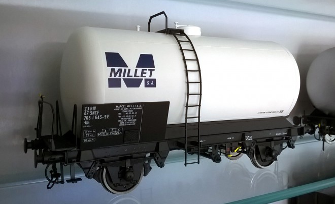 AMJL Citerne Fauvet-Girel M-MILLET.jpg