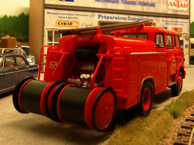 Berliet GAK fourgon-pompe 008.JPG