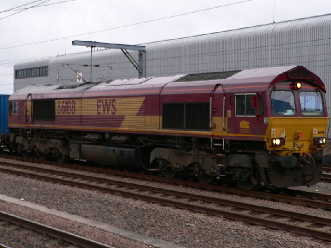 800px-EWS_diesel_locomotive_66188_at_Cambridge_station.jpg