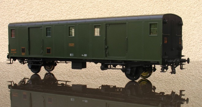 fourgon OCEM 30 (1).JPG