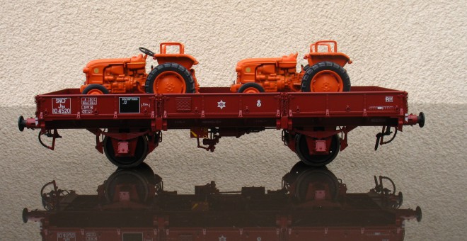 plat OCEM 29 + Renault (1).JPG