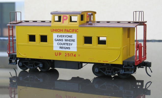 caboose UP-1.JPG