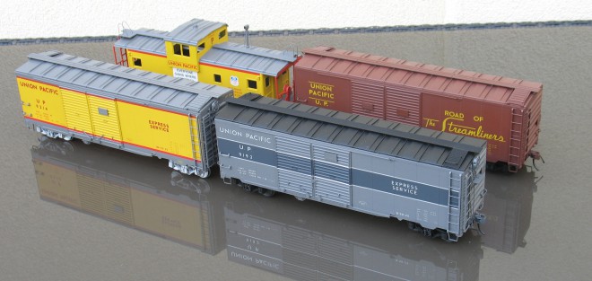 UP box cars (5).JPG