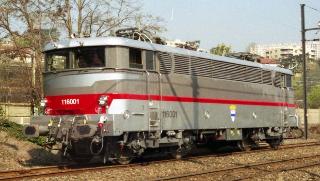 BB 16001 (11).jpg