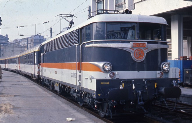BB 16053 (5).jpg