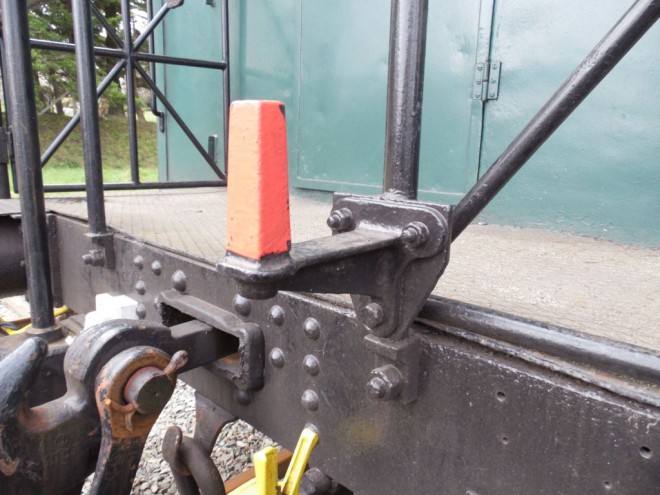 Porte-lanterne à pétrole_s PAT.jpg