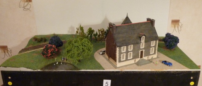 P1040477 (1280x545) (800x341).jpg