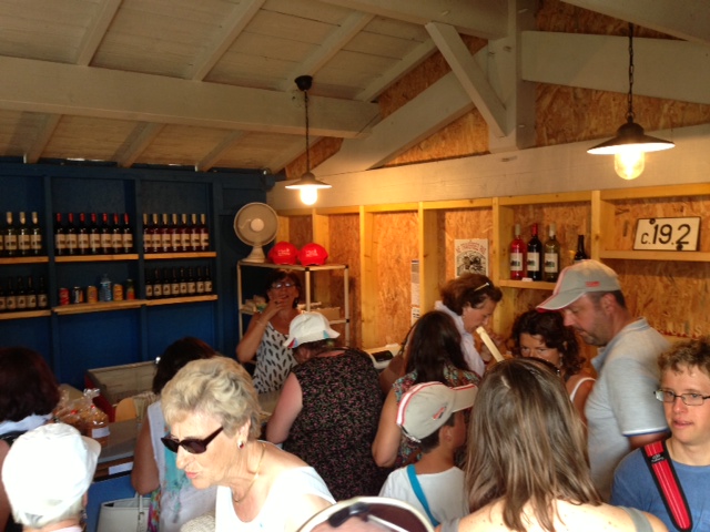 boutique 2015 07 15.JPG