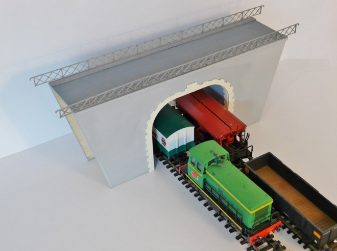 Pont Tunnel 1 Redim.JPG