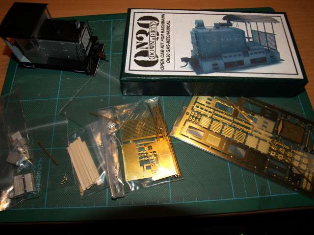 On30 - Tropical Style Open Cab 040 Side Rod Gas Mechanical 003_PhotoRedukto.jpg