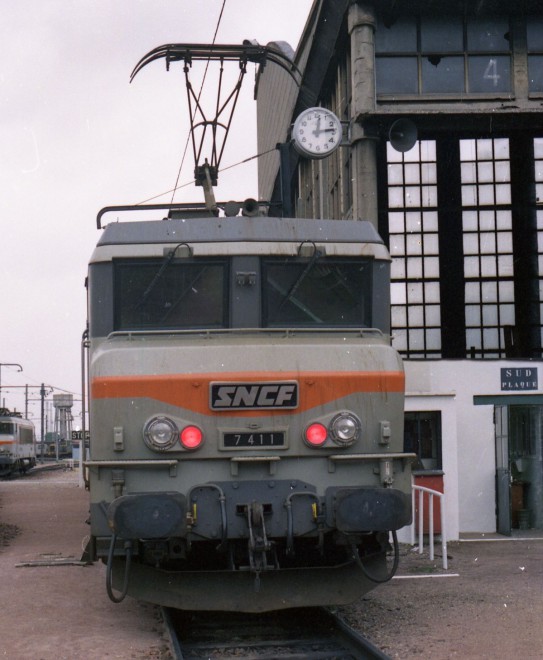 BB 7411 (41).jpg