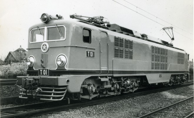 T 01.jpg