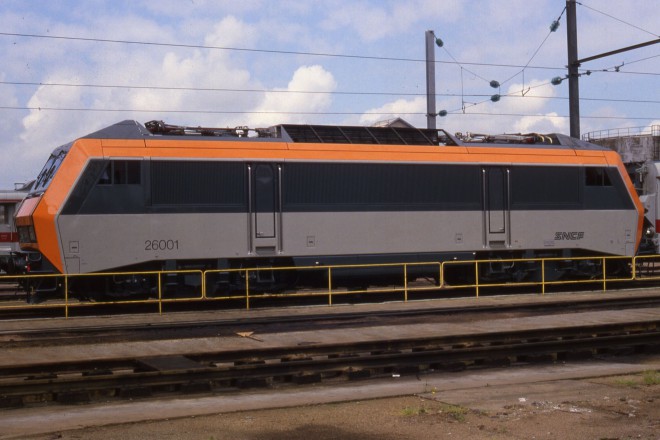 BB 26001 (3).jpg