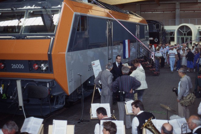 BB 26006 (3).jpg