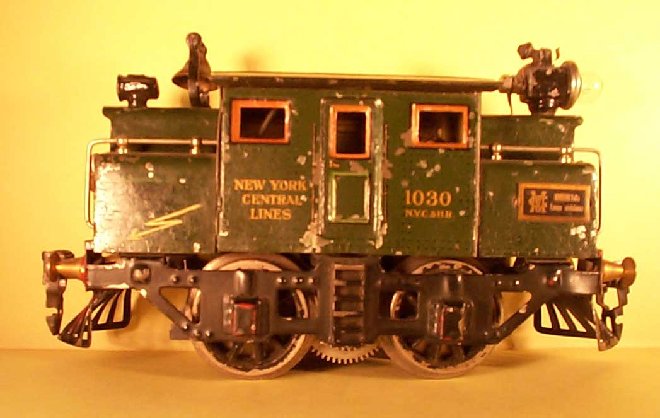Loco MÄRKLIN droite.jpg