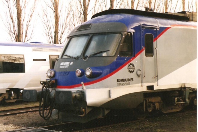 Axis Nevers 01 2000.jpg