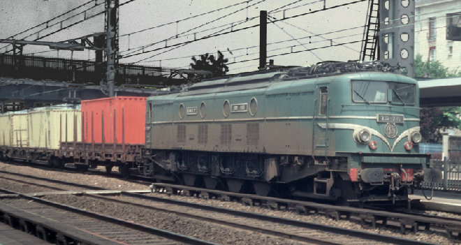 2D2 9110.jpg