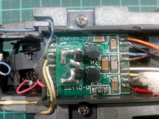 Piko BB 17045 chassis 02.jpg