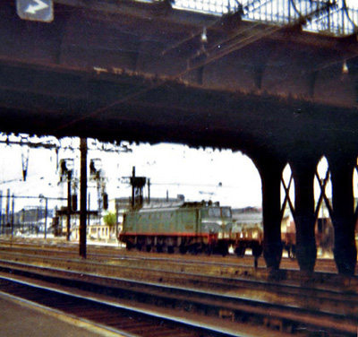 Une 2D2 5400 à Ivry dif.jpg
